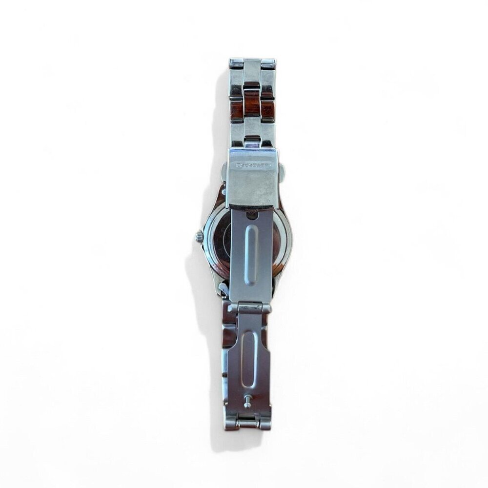 Guess Womens Stainless Steel Watch - Picture 2 of 4